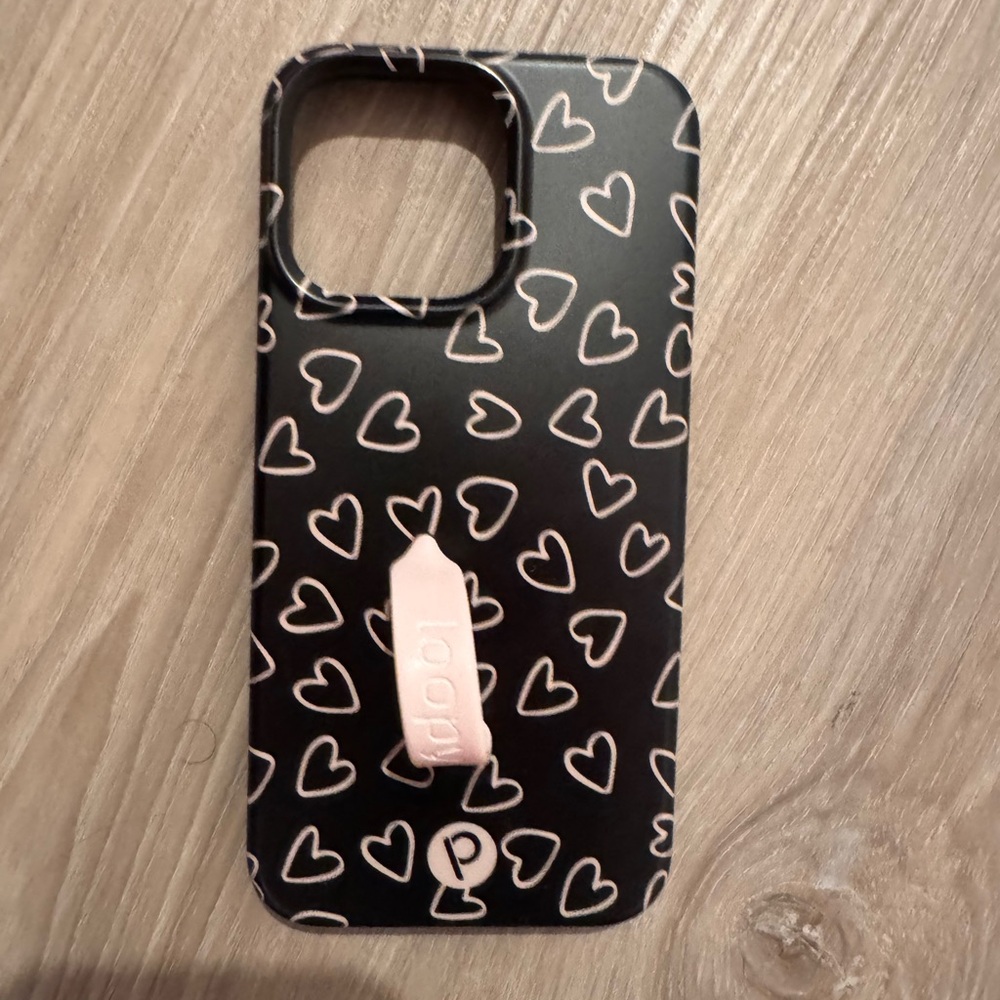 Loopy Case Black Heart Phone Case with Pink Loop